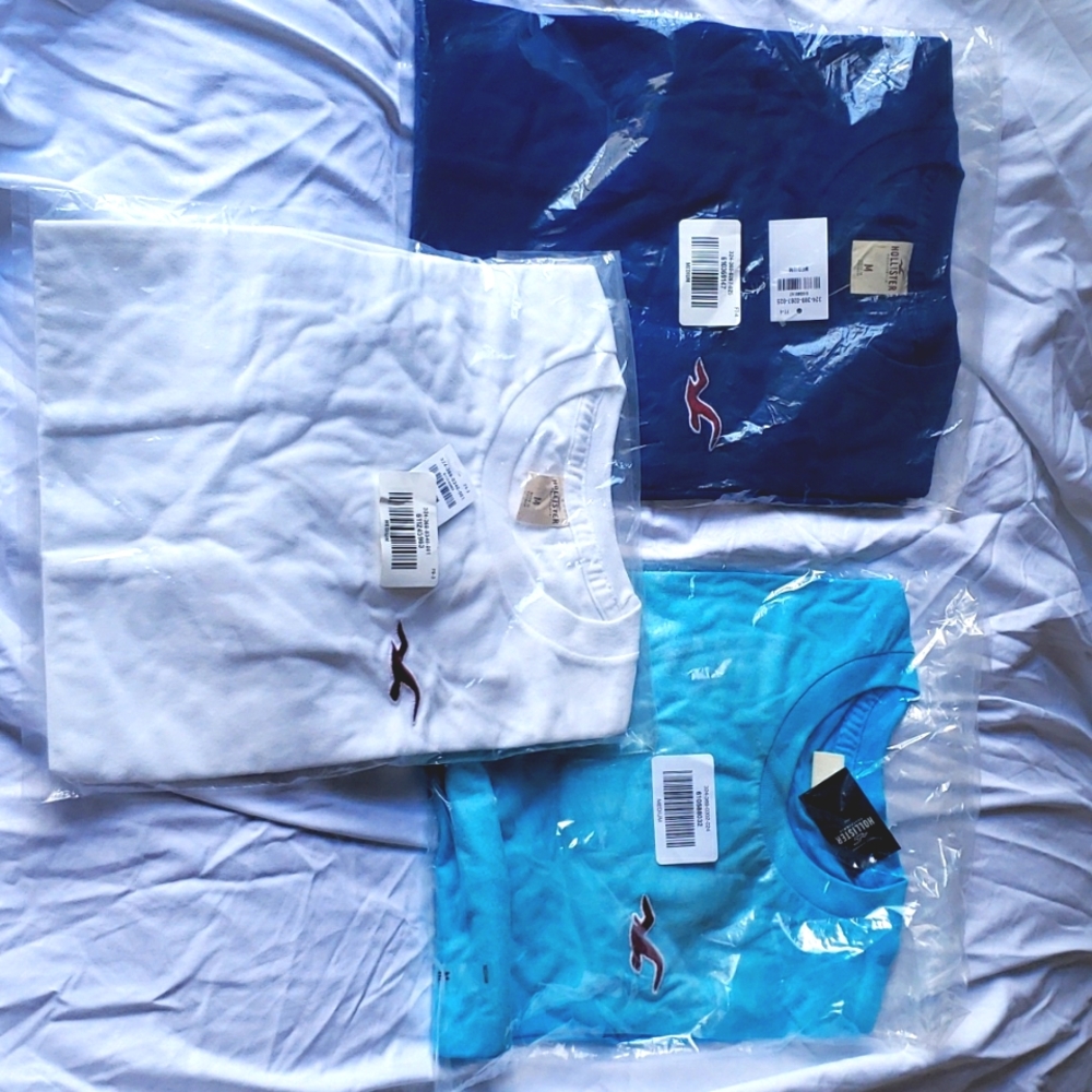 Men's Hollister Tshirt. (3)